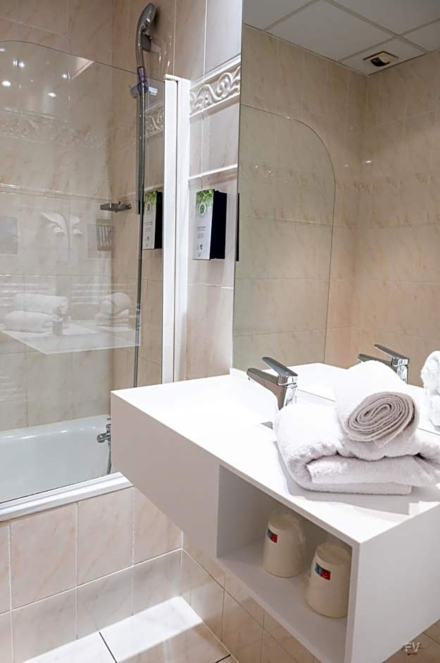 Kyriad Lamballe