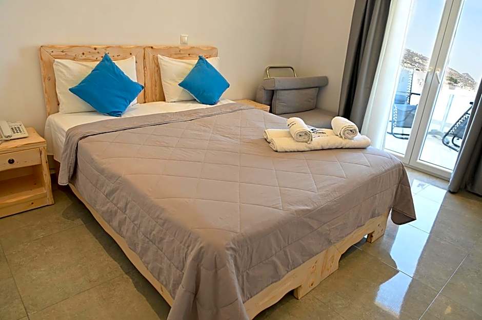 Cyclades Hotel