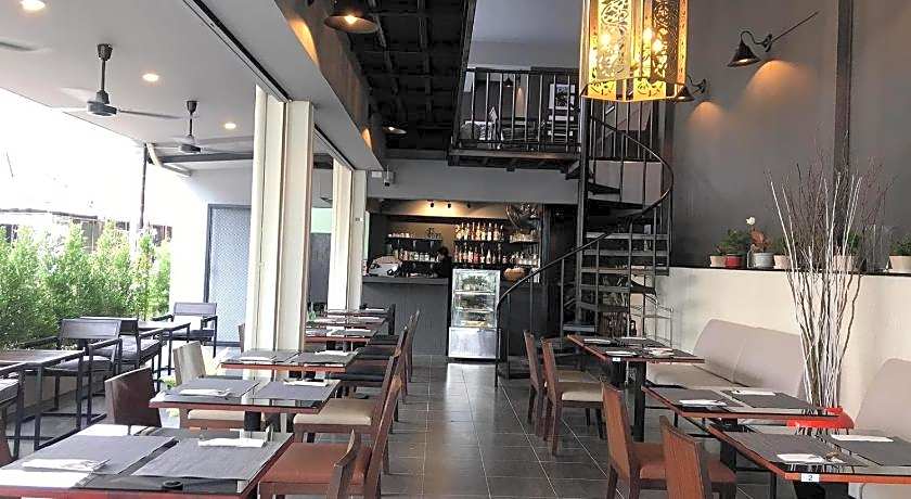 The BEACH CHA AM Residence