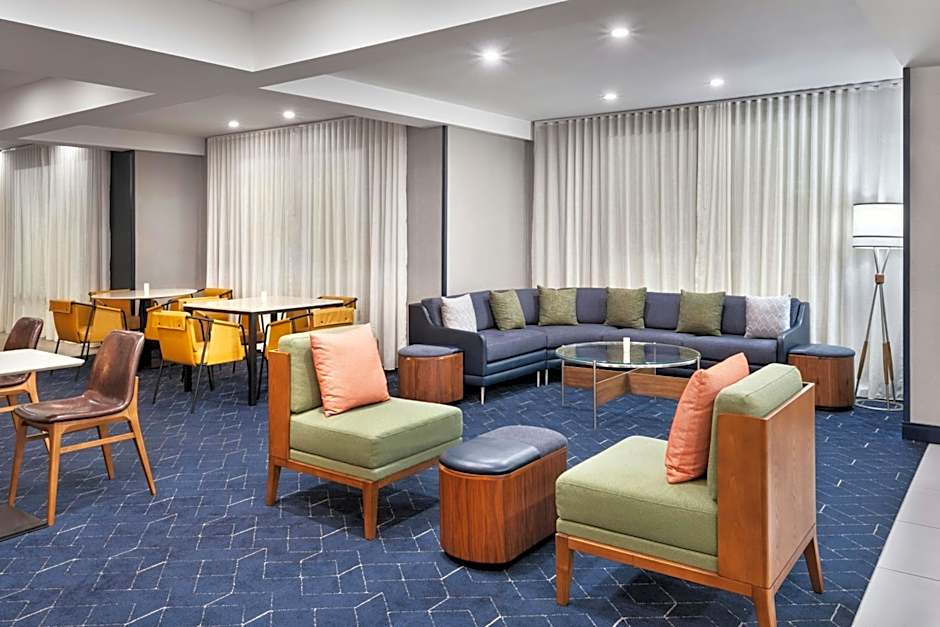 Courtyard by Marriott Mobile