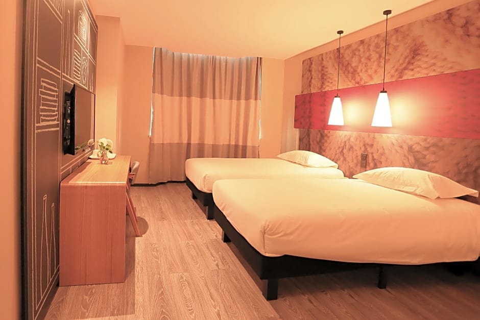 Ibis Xuzhou East Huaihai Road Hotel