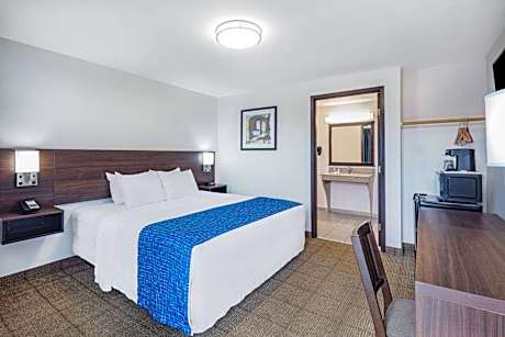 Travelodge by Wyndham Newport