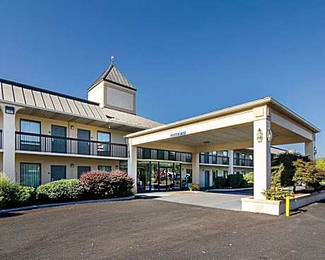 Quality Inn Troutville