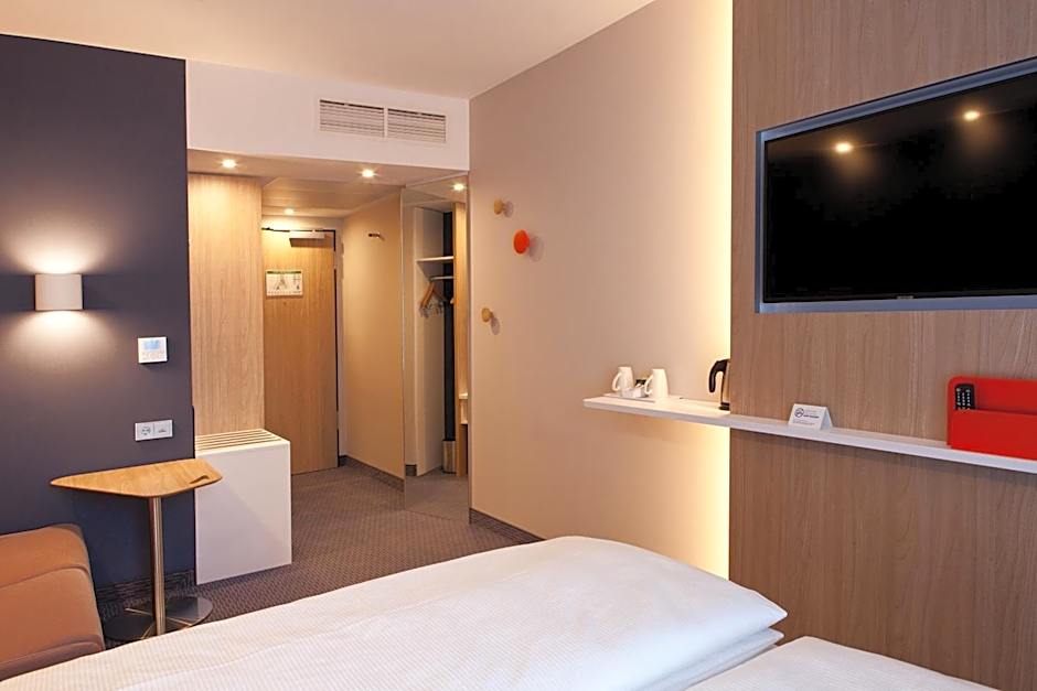 Holiday Inn Express And Suites Basel Allschwil By IHG