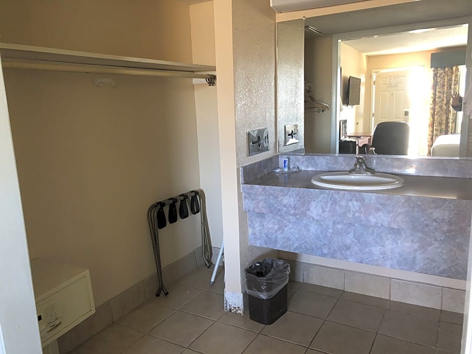 Rodeway Inn