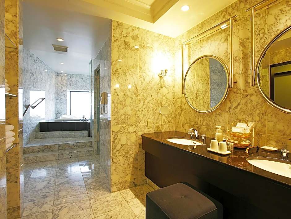 ANA Crowne Plaza Hotel Grand Court Nagoya By IHG