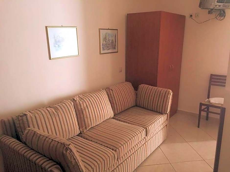 Nefeli Boutique Hotel