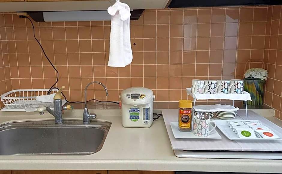 FukuokaKoryou GuestHouse