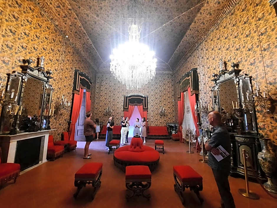 Anna e Augusto B&B --Embrace the world--4-minute walk from the Old Town丨Authentic local experience丨English-speaking staff and Wi-Fi - free shuttle to the station