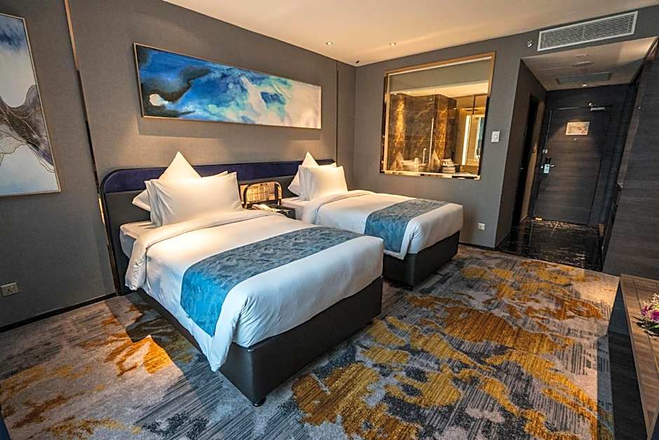 Ames Hotel