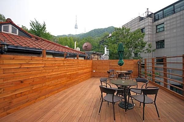 Crib 49 Guesthouse Seoul - foreigner only