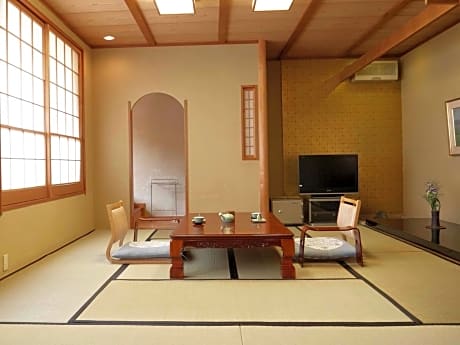 Superior Japanese-Style Room with Open-Air Bath