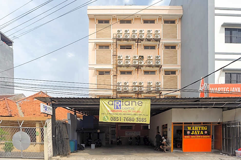 Ariane Rooms RedPartner – Jakarta, NY