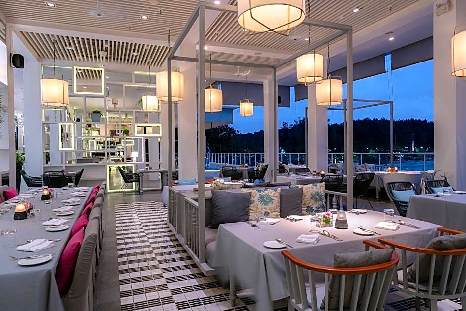 The Nai Harn (SHA Plus)