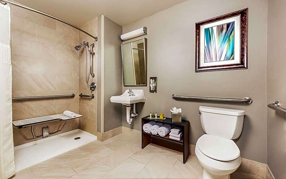 DoubleTree By Hilton Hotel West Palm Beach - Airport