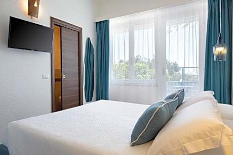 Superior Double Room with Terrace