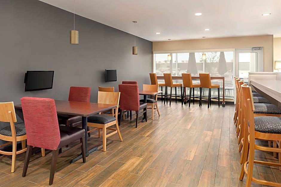 TownePlace Suites by Marriott Janesville