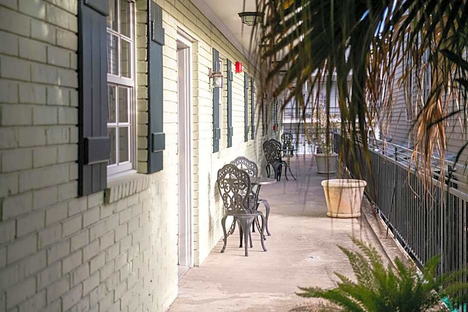 French Quarter Suites Hotel