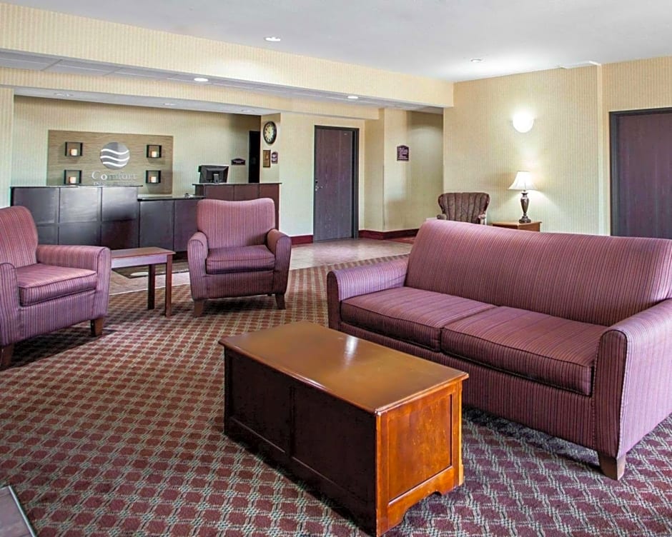 Comfort Inn & Suites Harrisonville