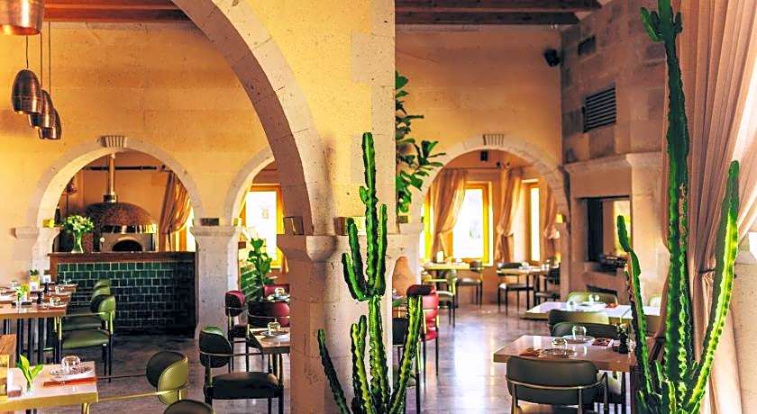 Millstone Cave Suites