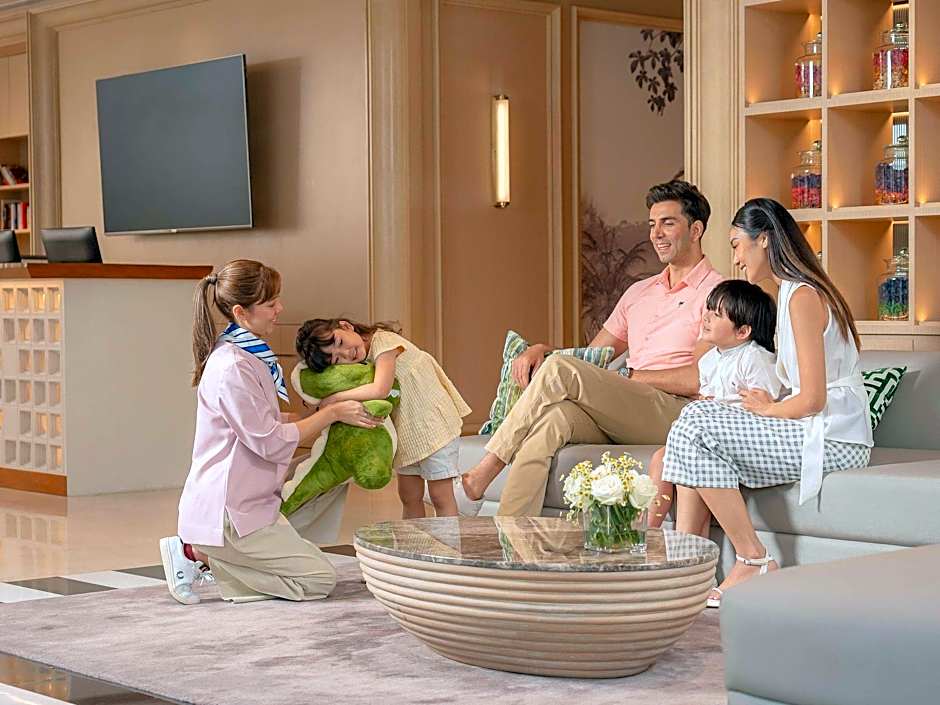 Novotel Living Bangkok Sukhumvit Legacy