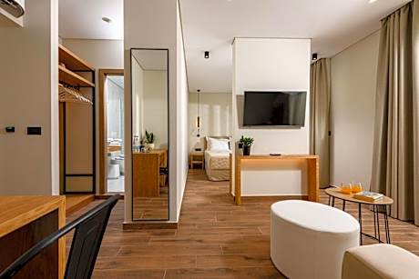 Mary Hotel