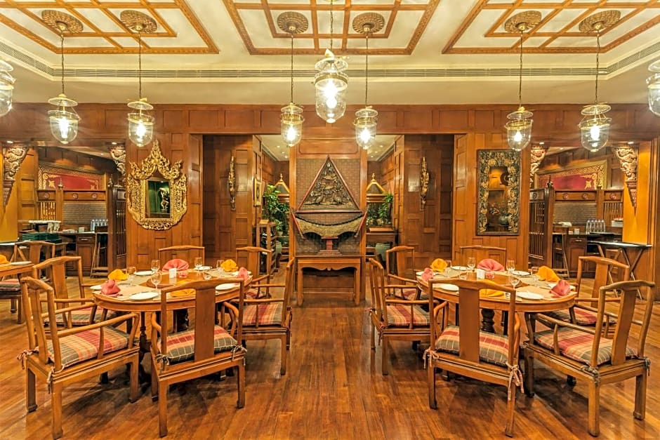 The Oberoi Grand Kolkata