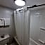 Travelodge by Wyndham Trois-Rivieres