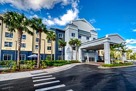 Fairfield Inn and Suites by Marriott Naples