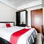 RedDoorz Apartment @ Green Lake View Ciputat