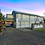 Surf Beach Motel Port