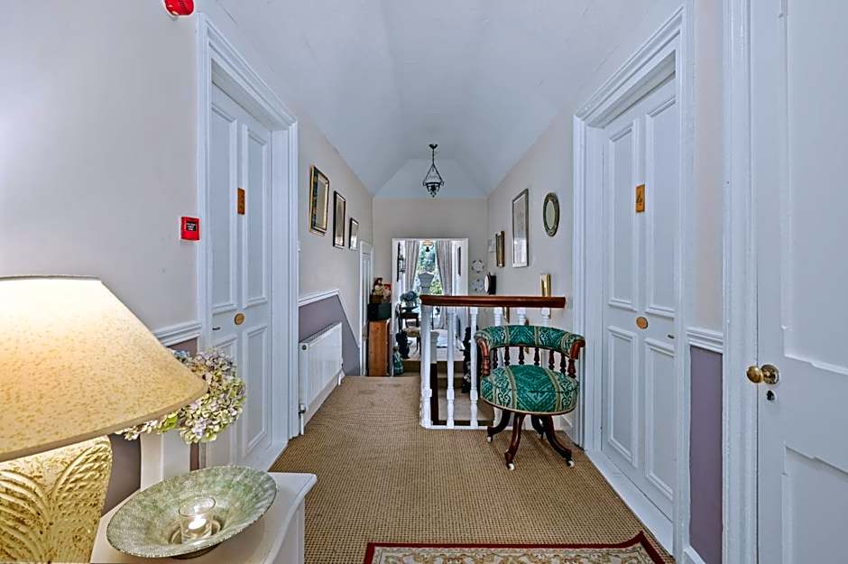 Robin Hill House Heritage B&B