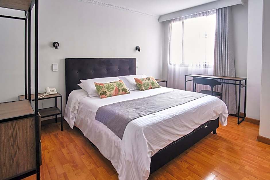 Hotel Virrey Central