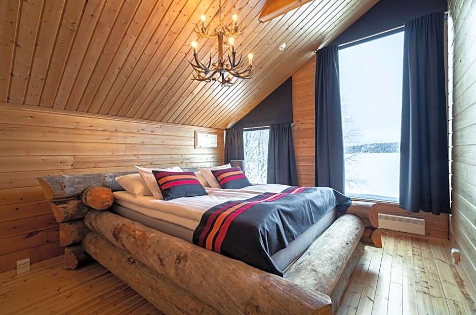 Wilderness Hotel Nellim & Igloos