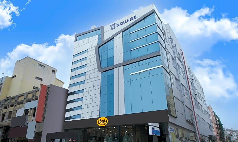 Itsy Hotels N Square