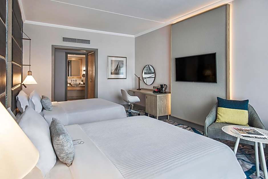 Le Suffren Hotel & Marina