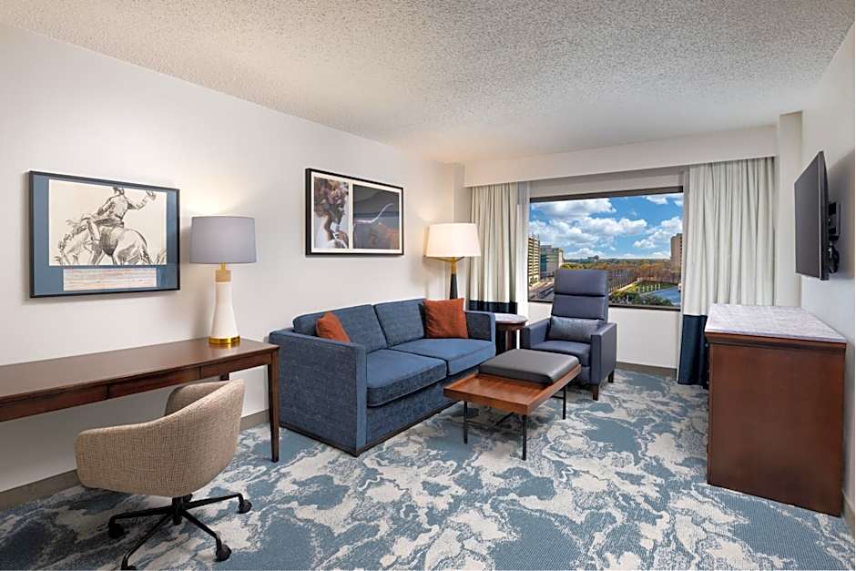 DoubleTree by Hilton Houston Medical Center Hotel & Suites