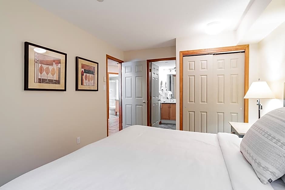 The best ski in ski out two bedroom condo at Aspens