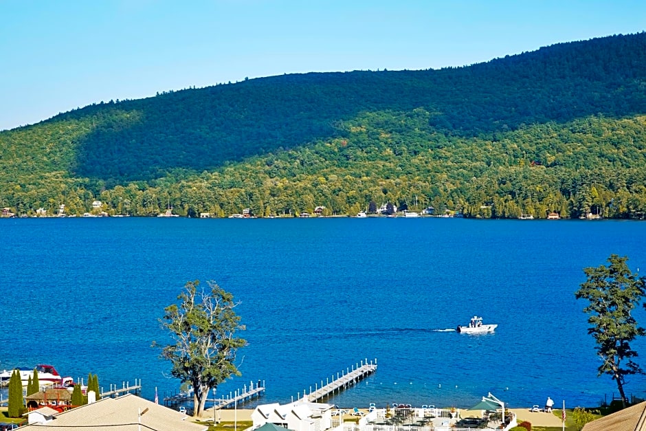 Courtyard by Marriott Lake George