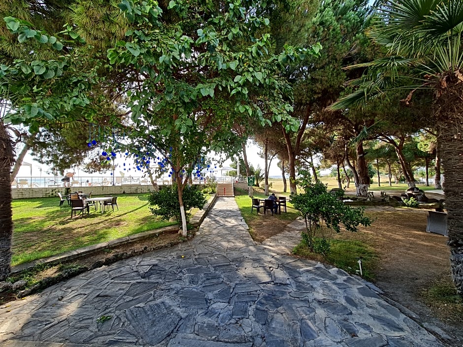 Sporköy Hotel & Beach Club