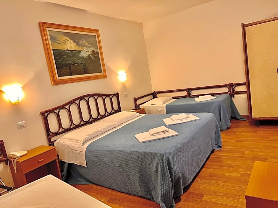 Hotel Canada