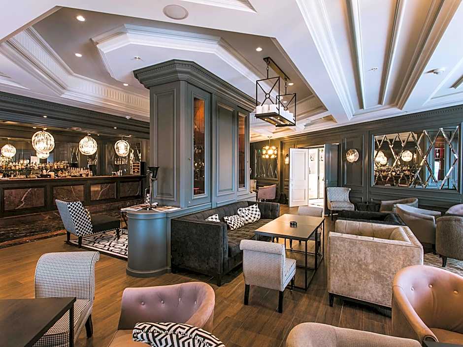 Fairmont Grand Hotel Kyiv