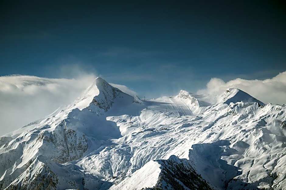 AlpenParks Hotel & Apartment Orgler Kaprun