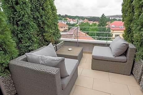Premium Deluxe Suite with Belle View