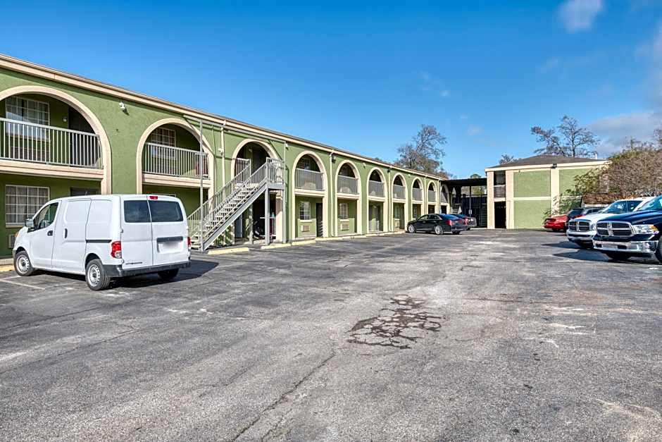 OYO Hotel Channelview I-10