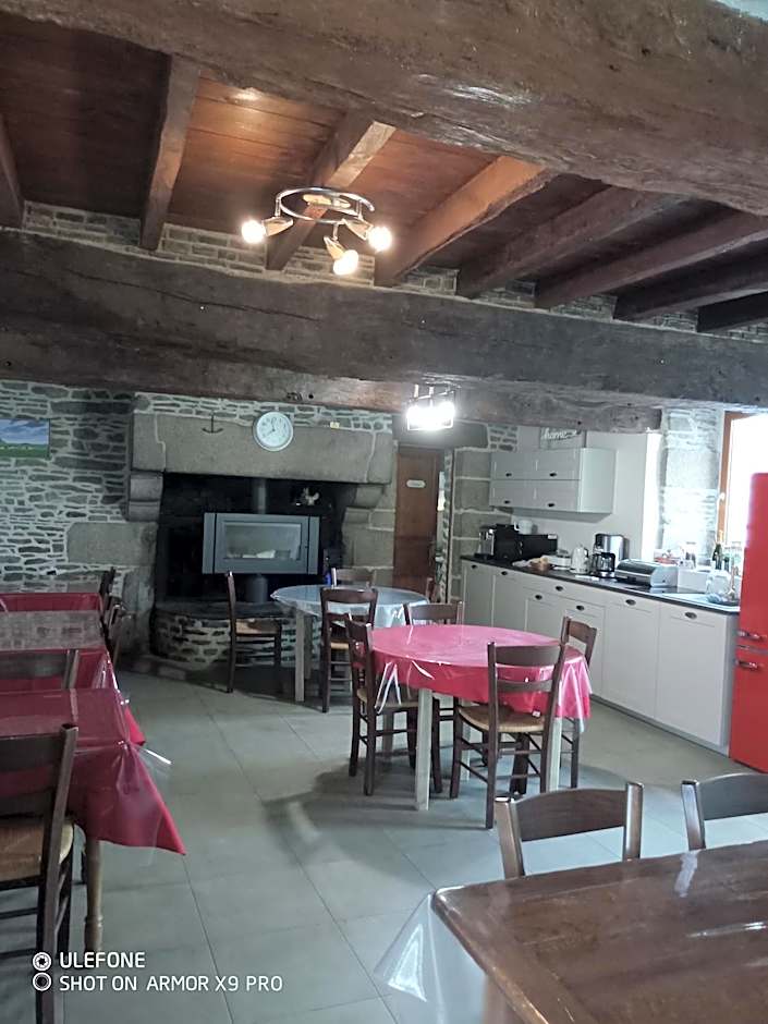 Le Marquis De La Guintre