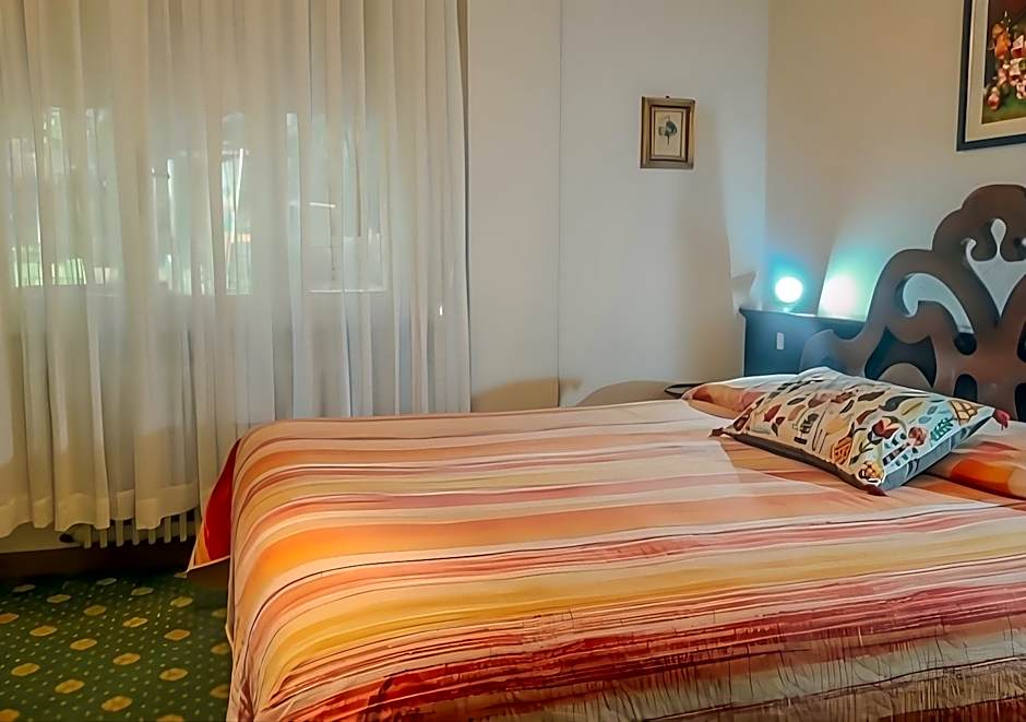 Bridge Hotel