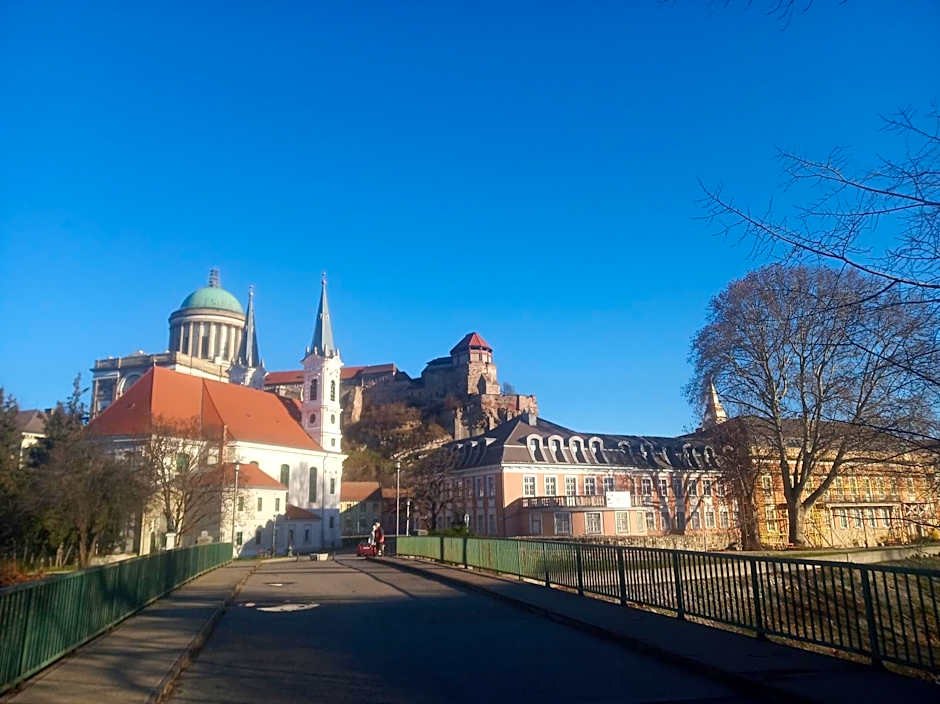 Esztergom Central