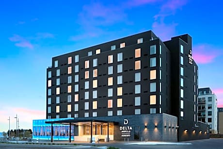 Delta Hotels by Marriott Thunder Bay