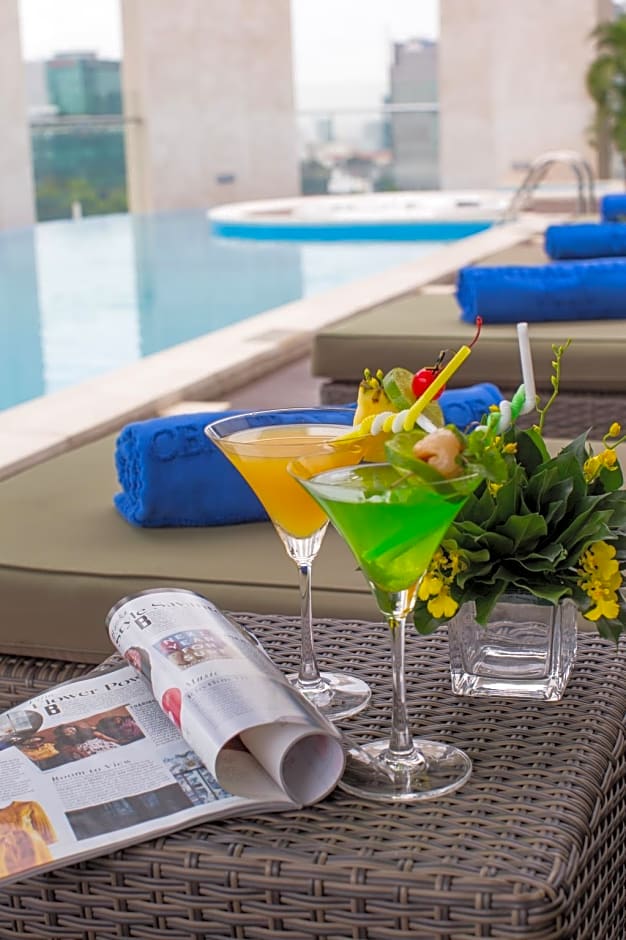 Central Palace Hotel